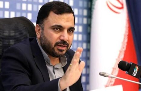 وزیر ارتباطات زیرساخت‌های اینترنت