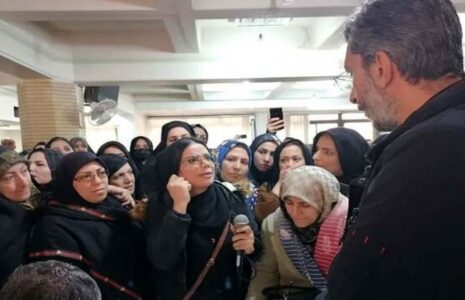 اعتراض دانش‌آموزان مسموم شده در قم