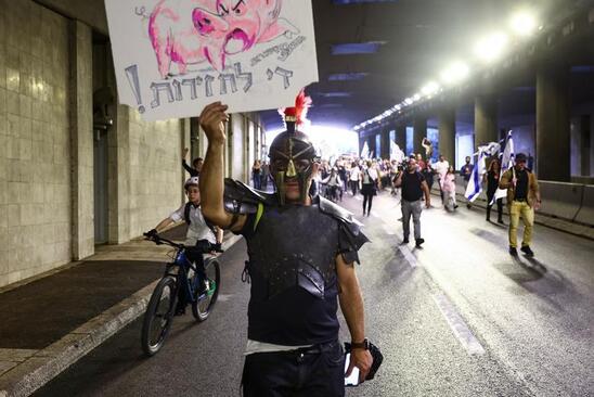 تظاهرات مخالفان حکومت اسراییل در شهر تل آویو