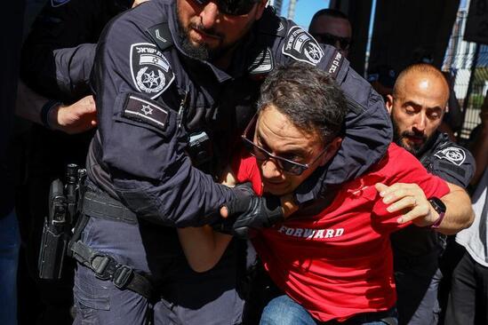 تظاهرات گسترده " روز مقاومت" مخالفان نتانیاهو در اسراییل