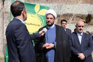 1000 نهال همدلی بانک دی کاشته شد