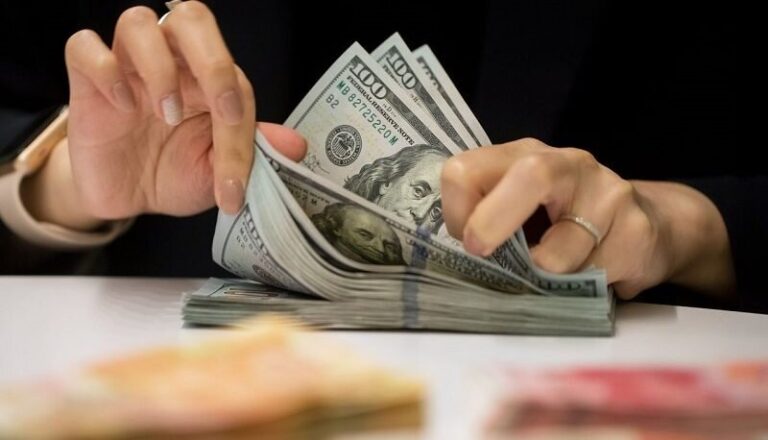 کاهش نرخ دلار