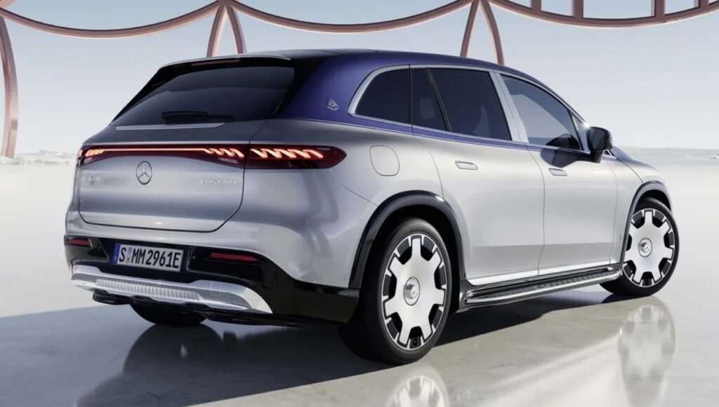 میباخ EQS 680