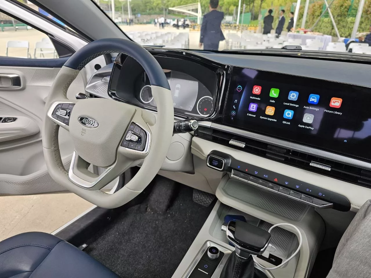 هر آنچه که باید درباره ام وی ام ایکس 33 کراس بدانید ایکس 33 کراس