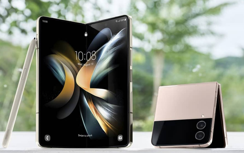 گوشی های تاشو