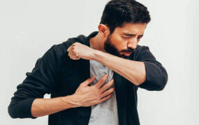 باورنکردنی‌ترین عوارض سرفه کردن