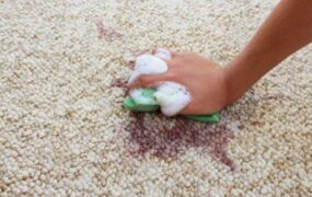 روش پاک کردن لکه روغن و چربی از روی فرش