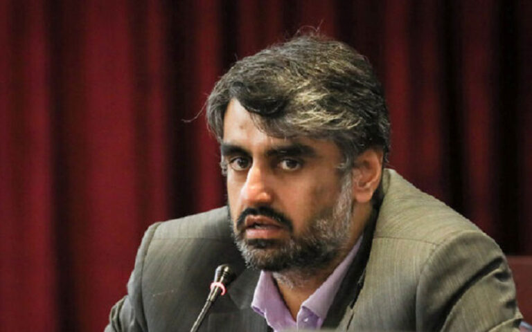 واکنش ایمان شمسایی به اخراج خبرنگار توسط دبیر