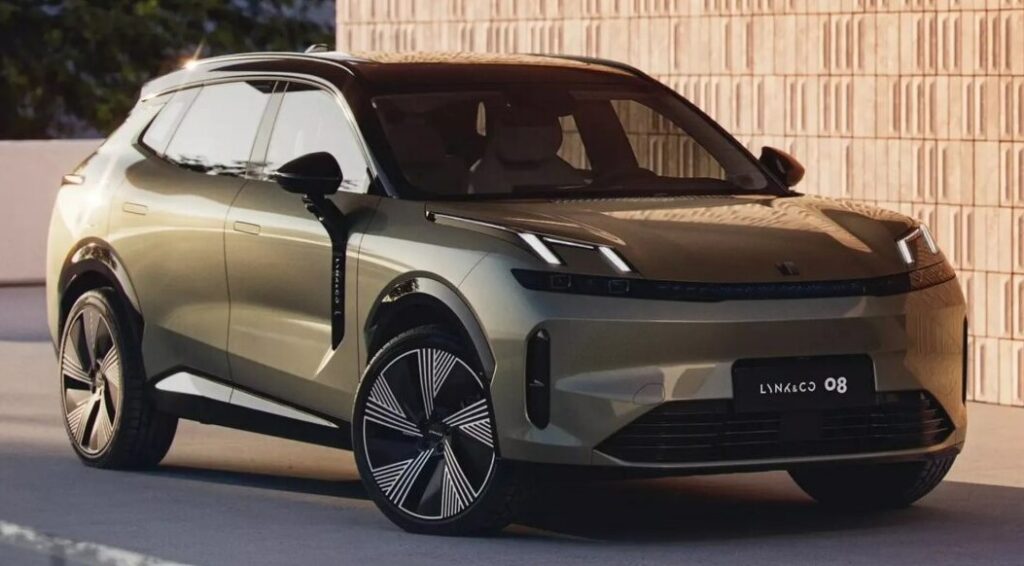 Lynk & Co 08
