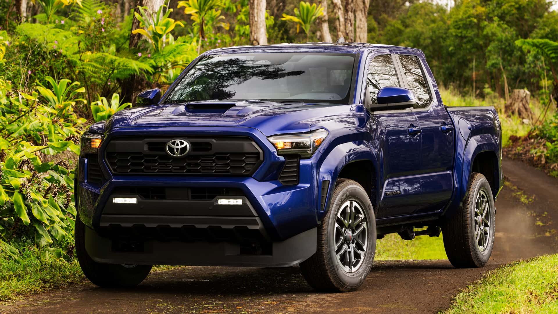 وانت پیکاپ تویوتا تاکوما 2024 با قدرت بیشتر معرفی شد تویوتا تاکوما 2024