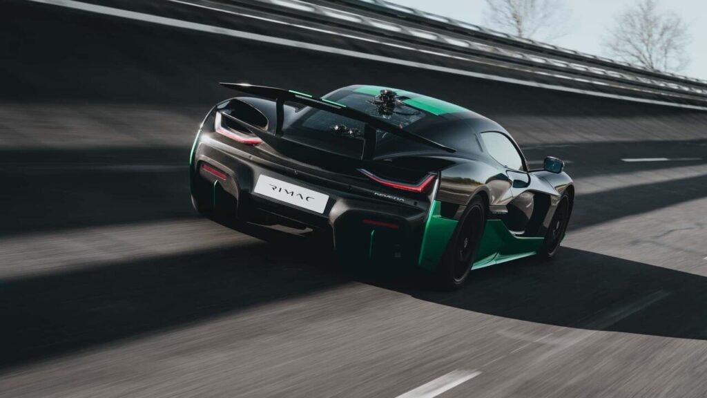 جابجایی 23 رکورد با ماشین استثنایی ریماک نورا