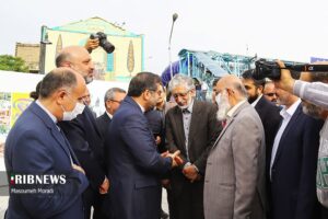 رونمایی از مجسمه سعدی در تهران