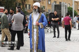 رونمایی از مجسمه سعدی در تهران