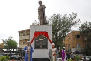 رونمایی از مجسمه سعدی در تهران