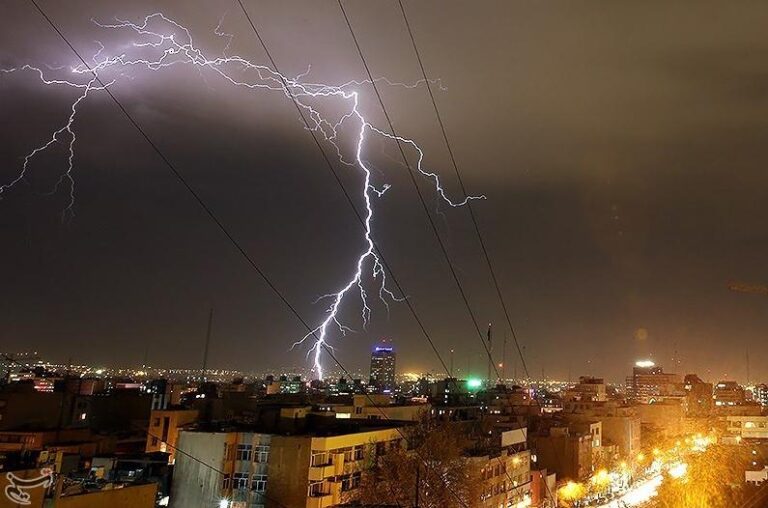رعد و برق تهران