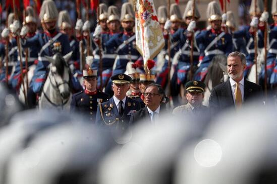 مراسم استقبال رسمی از رییس جمهوری کلمبیا از سوی پادشاه اسپانیا در مادرید