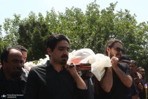 خاکسپاری حسین زمان در قطعه هنرمندان