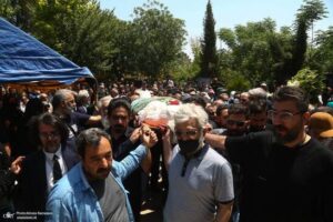 خاکسپاری حسین زمان در قطعه هنرمندان