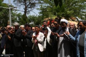 خاکسپاری حسین زمان در قطعه هنرمندان