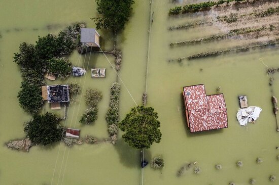 15 کشته و نزدیک به 40 هزار آواره در سیل شمال ایتالیا