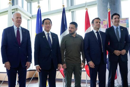 حضور رییس جمهوری اوکراین در نشست سران هفت کشور صنعتی جهان