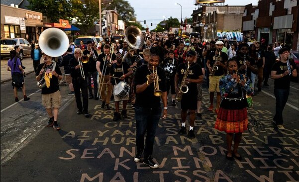 دیدنی های امروز؛ از کشف یک کارگاه مومیایی باستانی در مصر تا جنگ اوکراین مراسم سومین سالگرد قتل جورج فلوید به دست پلیس در شهر مینیاپولیس آمریکا