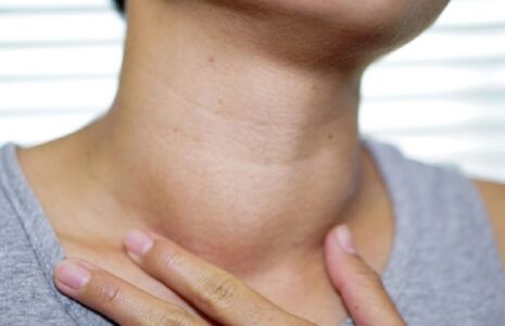 آثار کرونا بر بروز بیماری‌های تیروئیدی