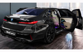 تبریک BMW به مدیرعامل Mercedes Benz
