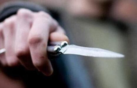حمله با چاقو به امام جماعت در استان مرکزی حمله با چاقو به امام جماعت در استان مرکزی