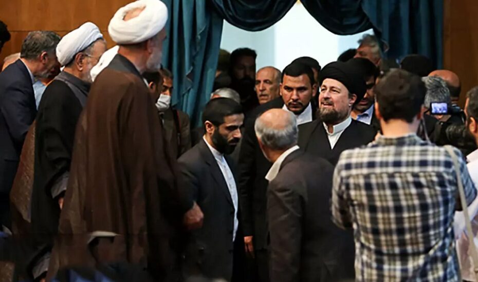 کتک زدن خبرنگار توسط محافظان سیدحسن خمینی