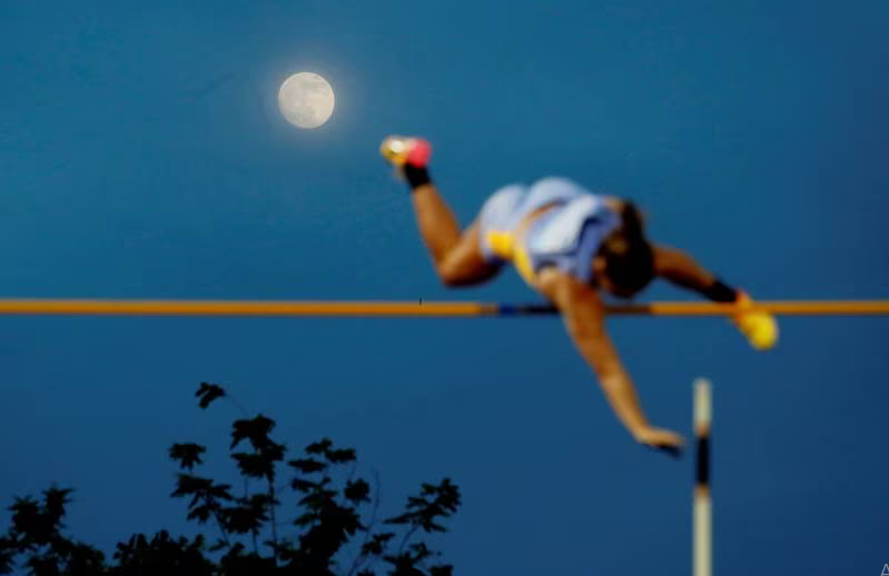 Australia's Nina Kennedy competes in the women's pole vault final at a Diamond League event in Florence, Italy. Reuters