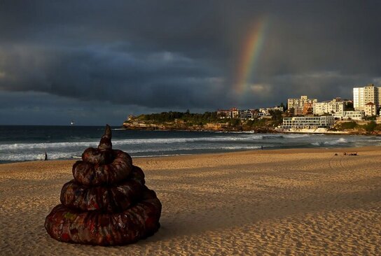 دیدنی های امروز؛ از تولد بودا تا بحران زباله در اقیانوس ها میزان زباله های پلاستیکی که در هر 30 ثانیه به اقیانوس ها می ریزد.