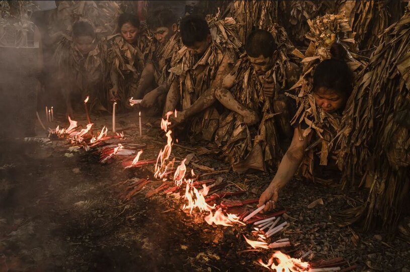 دیدنی های امروز؛ از جشنواره ارواح تا روز جهانی فولکس های قورباغه ای جشنواره آیینی" سنت جان باپتیست"