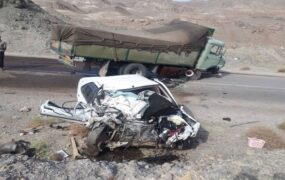 تصادف پژو 405 با کامیون