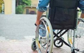 زیر گرفتن معلول ویلچرنشین
