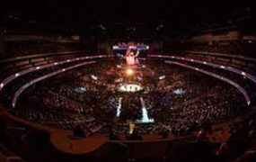 جایگاه تماشاگران مسابقات UFC کانادا