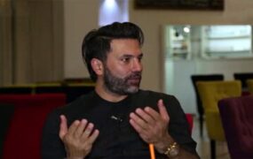 مشت‌ نیکبخت واحدی عکاس