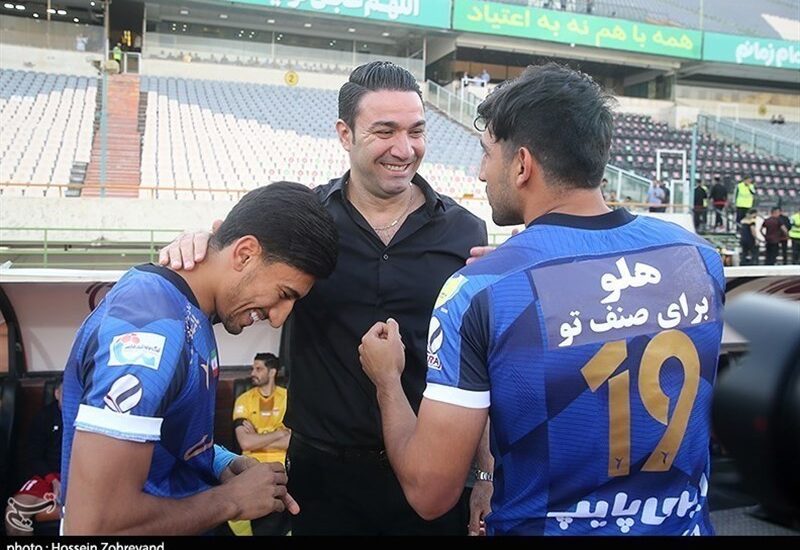 نکونام