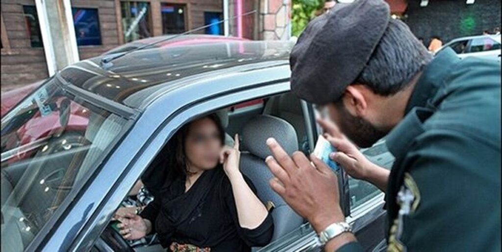 پلیس+و+بی+حجابی