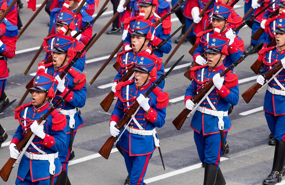 رژه استقلال پرو در شهر لیما