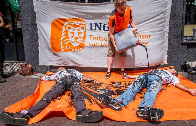 دیدنی های امروز؛ از سیل کره جنوبی تا اسب های وحشی اسپانیایی اعتراض نمادین فعالان محیط زیست