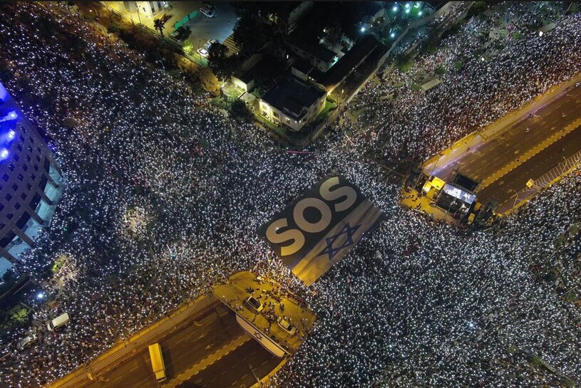 دیدنی های امروز؛ از موج جهانی گرما تا ادامه اعتراضات در اسراییل تظاهرات 140 هزار نفری مخالفان نتانیاهو