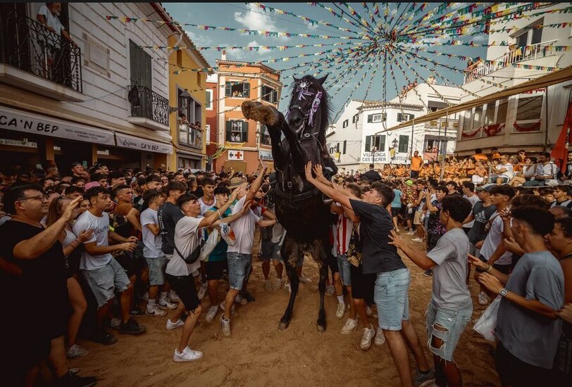 دیدنی های امروز؛ از موج جهانی گرما تا ادامه اعتراضات در اسراییل جشنواره تابستانی محلی اسپانیا