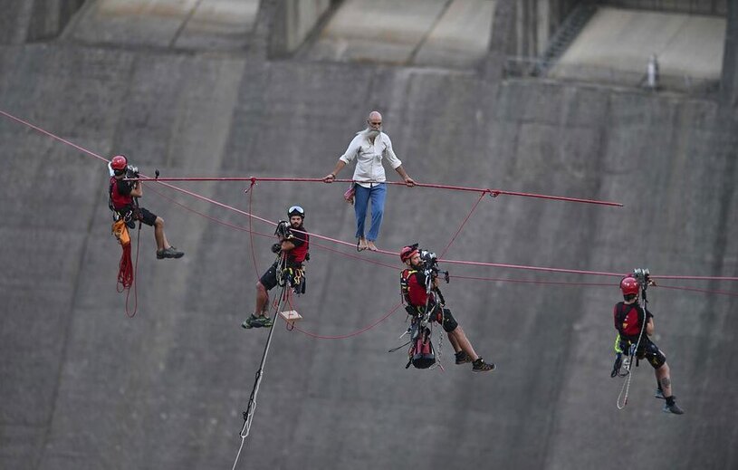 شکستن رکورد جهانی بندبازی از سوی بندباز ایتالیایی