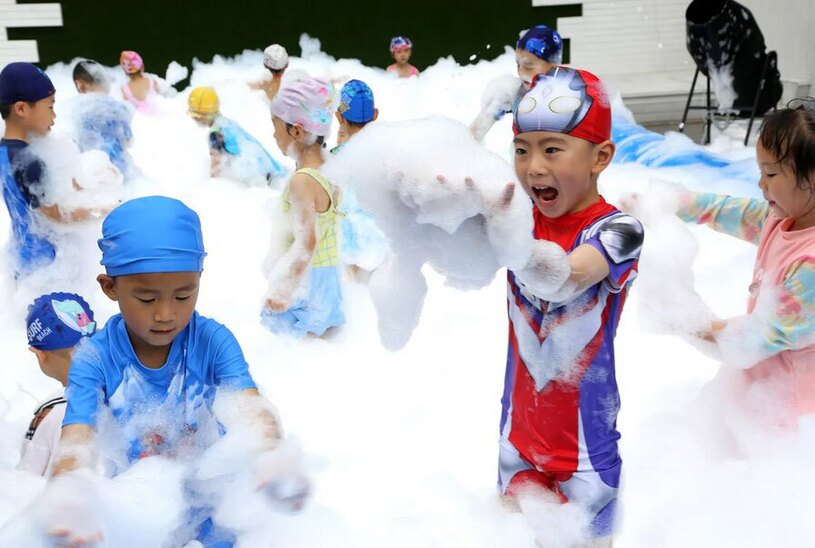 کف بازی کودکان  مهد کودک جیانگسو چین