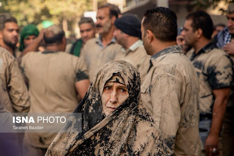 آیین گل مالی در خرم‌آباد