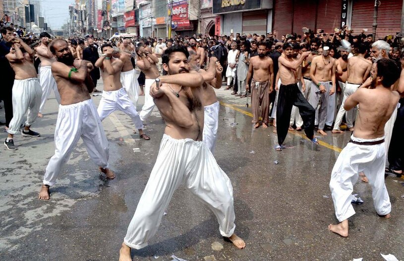 عزاداری روز عاشورا در پیشاور 