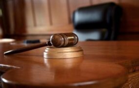 دادگاه منافقین وکیل