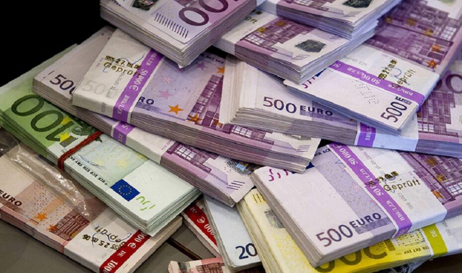 کاهش قیمت یورو مرکز مبادله ایران