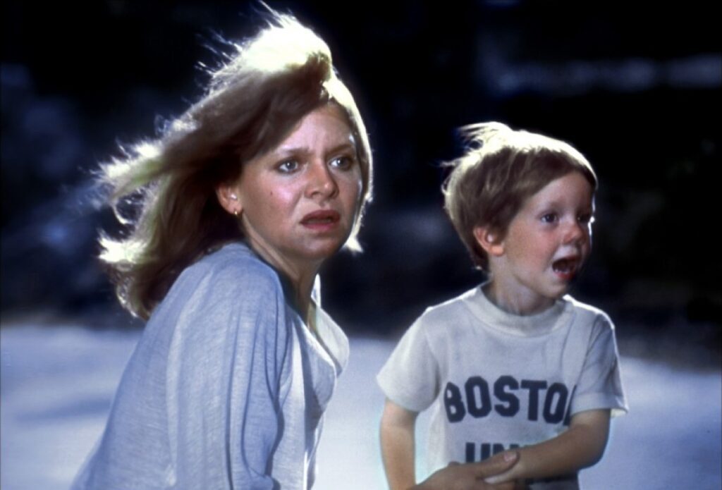 نشانه ها ساخته ام نایت شیامالان